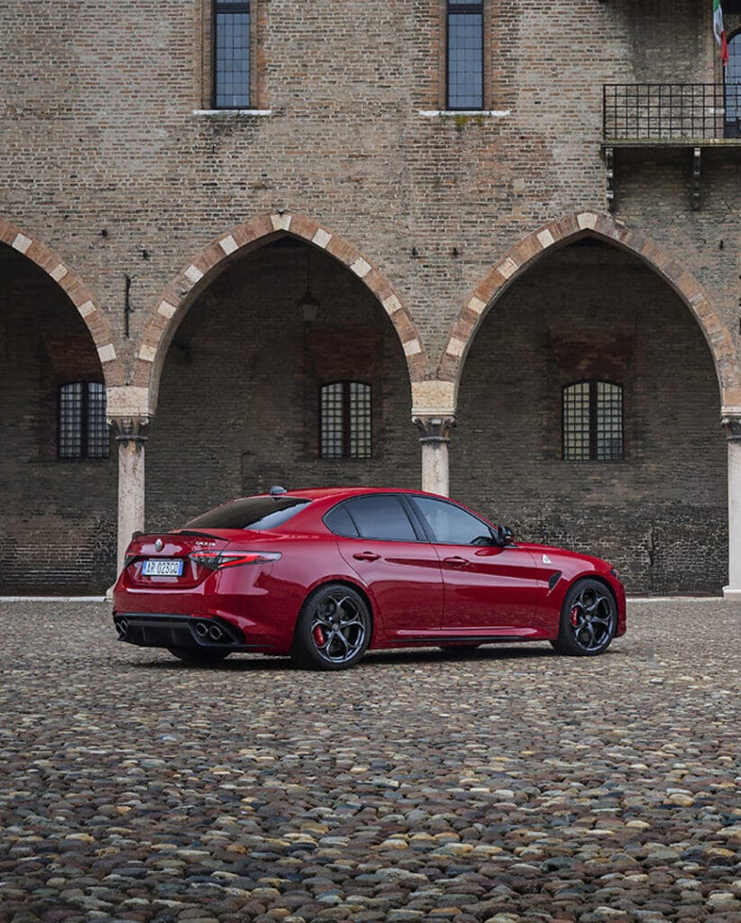 Alfa Romeo Giulia Imacar officiële dealer
