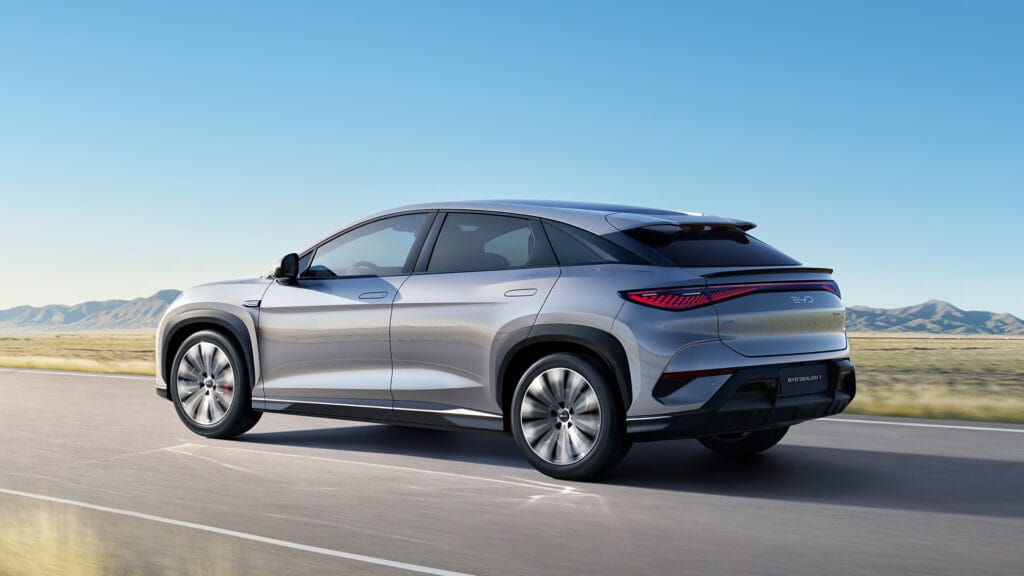 BYD Sealion 7