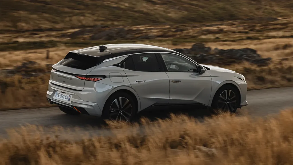 DS Automobiles DS 4 DS N°4