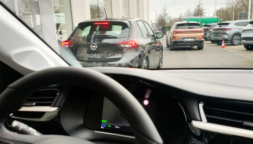 fleet levering van 3 Opel Corsa Electric